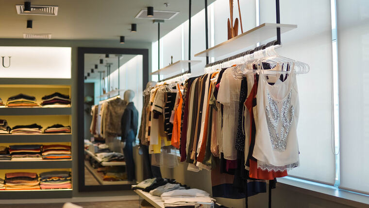 Vista ampla do showroom